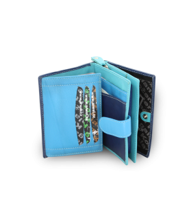Multimodrá dámská kožená peněženka se zápinkou 511-9769-M97