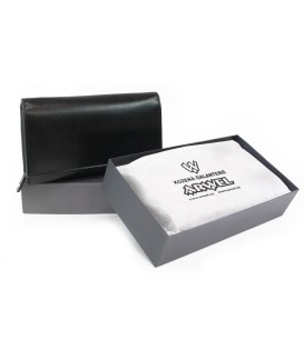Černá dámská kožená klopnová peněženka 511-2121-60